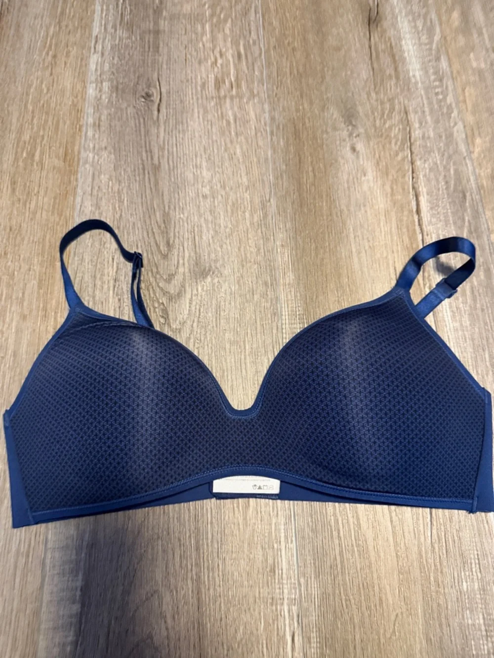 Maidenform Navy Seamless Contour Wireless Bra